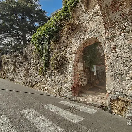 Historic Castle 1 - Sea View & Garden Villa *